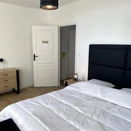 La Belle Etoile Apartment *